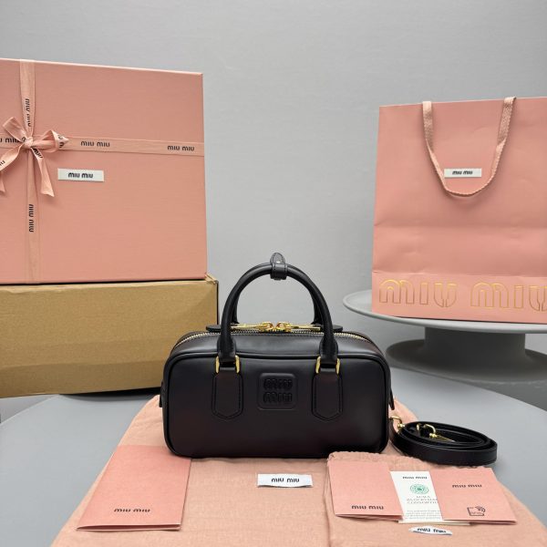 BORSA ARCADIE MIUMIU