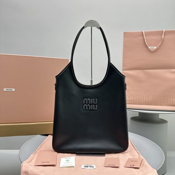 BORSA IVY IN PELLE MIUMIU