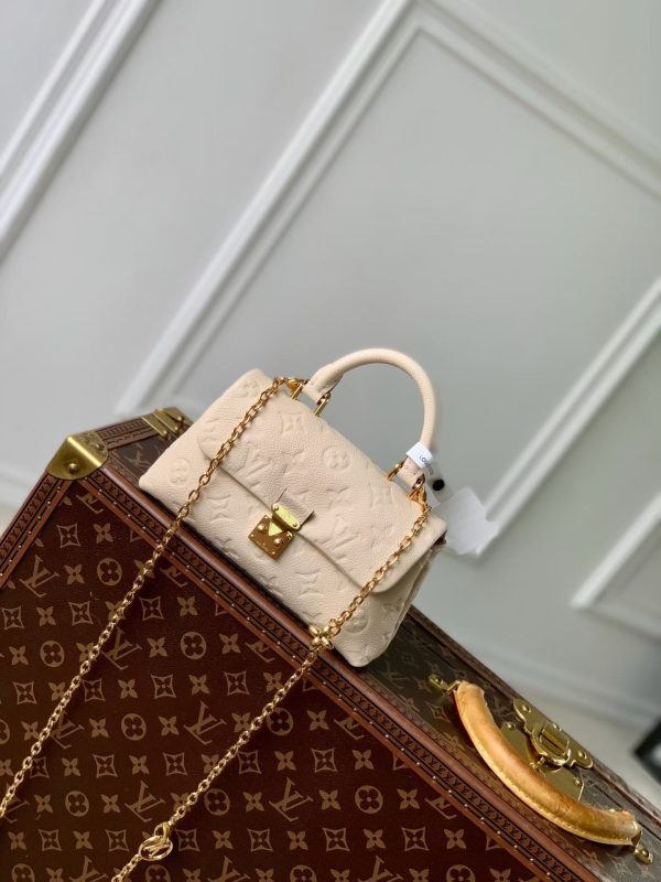 LOUIS VUITTON NANO MADELEINE